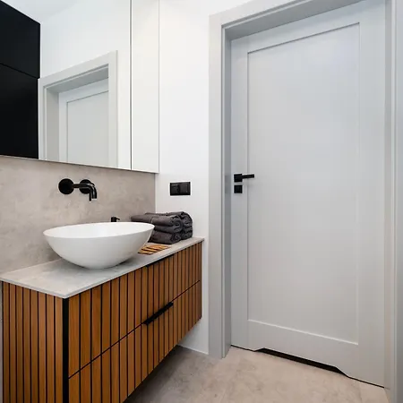 Apartament Prestige - 64m2, Parking, Office - By Rentujemy