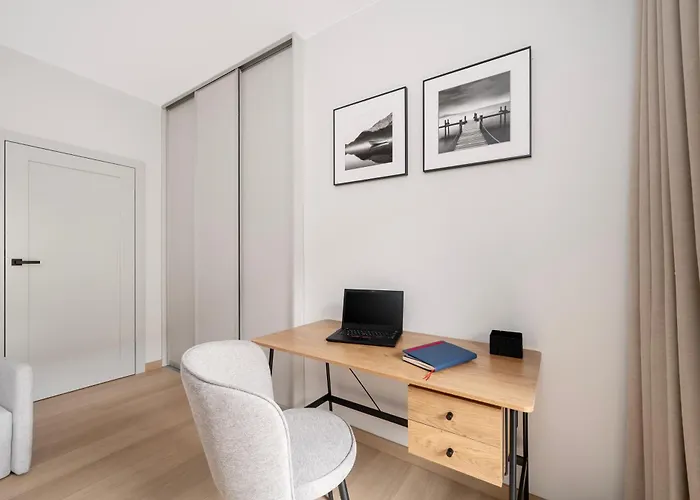 Apartament Prestige - 64m2, Parking, Office - By Rentujemy Łódź